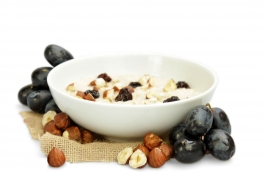 hazelnut and flame raisin porridge - chopped roasted hazelnuts, oats, yoghurt coated sunflower seeds and jumbo raisins hazelnut and flame raisin porridge - chopped roasted hazelnuts, oats, yoghurt coated sunflower seeds and jumbo raisins
